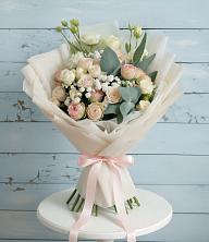 Букет цветов из:  Розы и Лизиантусы в Калиновке Курской области
