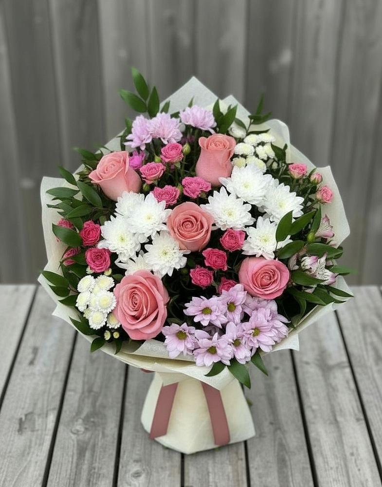Букет цветов из: Альстромерии, Гвоздики, Розы и Хризантемы в Калиновке Курской области