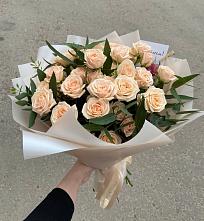 Букет Кремовые розы Латте в Калиновке Курской области