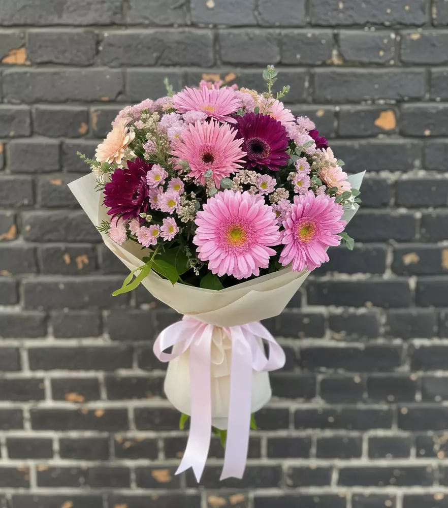 Букет цветов из: Герберы и Хризантемы в Калиновке Курской области