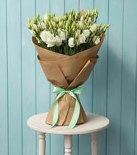 Букет цветов из:  Лизиантусы #REPLACE_PRED# Калиновке Курской области