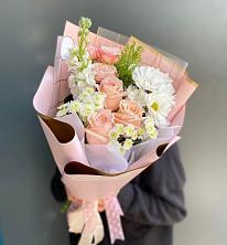 Букет цветов из:  Хризантемы и Розы в Калиновке Курской области