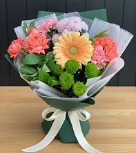 Букет цветов из:  Гвоздики, Розы, Герберы и Хризантемы #REPLACE_PRED# Калиновке Курской области