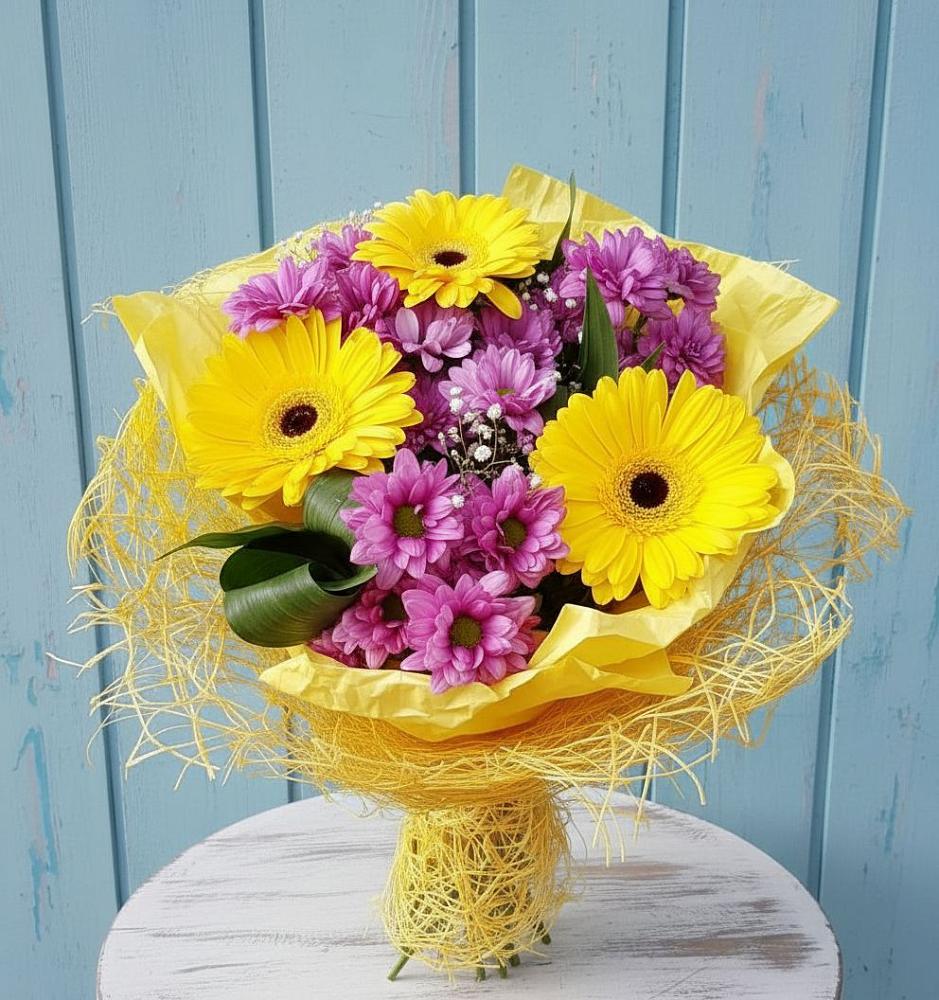 Букет цветов из: Хризантемы и Герберы в Калиновке Курской области