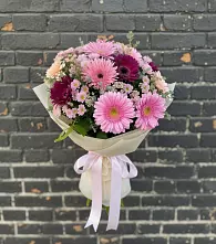 Букет цветов из:  Герберы и Хризантемы в Калиновке Курской области