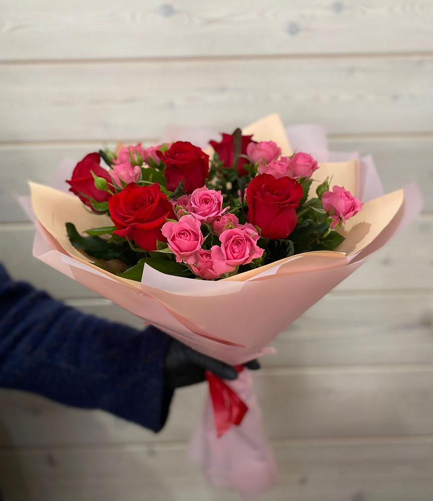 Букет цветов из: Розы в Калиновке Курской области
